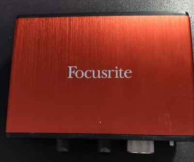 Focusrite Scarlett Solo USB Audio PLUS Audioquest FMJ Jitterbug und prem. USB