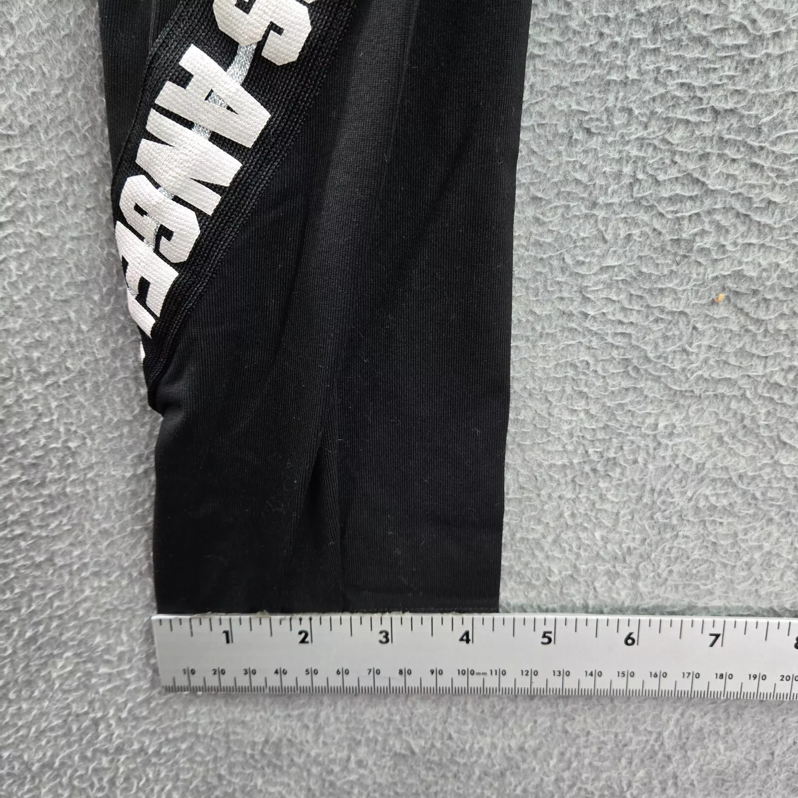 victoria-secret-vs ultimate logo pants