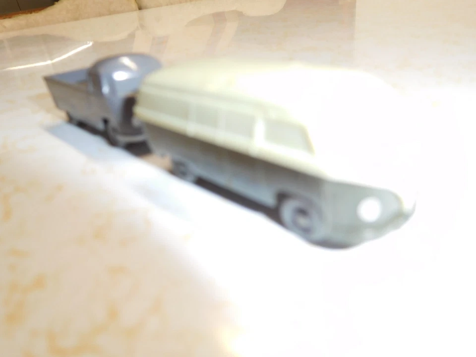 2 veículos VW Volkswagen ônibus e caminhão vintage feitos na Alemanha de plástico rígido - Imagem 4 de 4