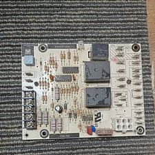 LENNOX Armstrong 1138-100 Furnace Control Circuit Board R40403-003 used #D587A