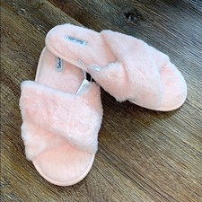Splendid Faux Fur Crisscross Slippers Pink Blush Women's S/M NWT