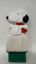 Hallmark Peanuts Snoopy Bookmark Page Keeper United Feature Syndicate Doghouse