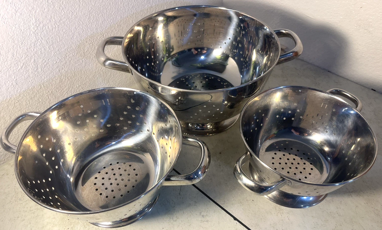 Set of 3 Tramontina 18/10 Stainless Steel Strainers Pedestal Footed Colanders
Opens in a new window