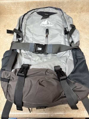Vellyhiker electron 40 Hiking Backpack In Light Gray And Charcoal Color Scheme.
