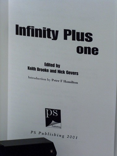1st, signed by 18, Infinity Plus One ed by Keith Brooke, bk 408 of 500 HB copies - Picture 2 of 5