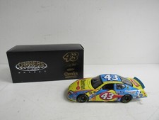 Bobby Labonte 43 Cheerios 2007 Charger Owners Club Select 1/24 Diecast