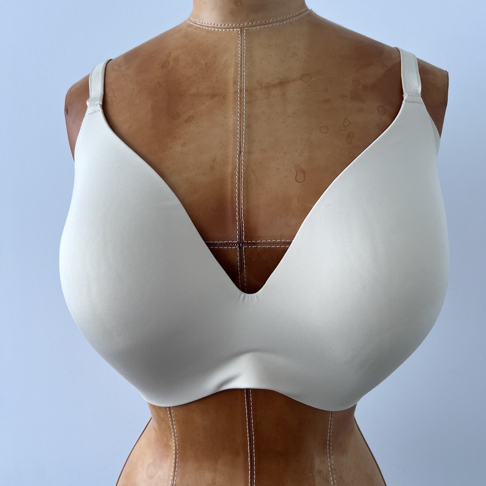 Knix wingwoman contour beige wireless padded bra size… Gem