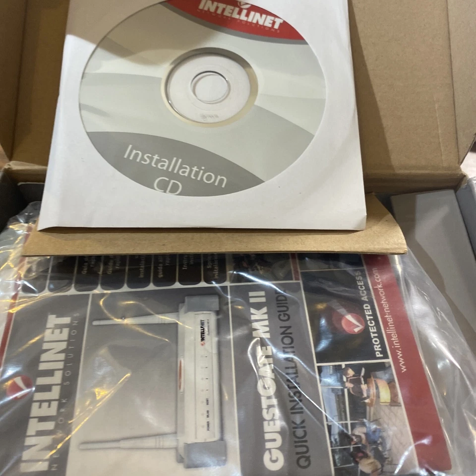 Guestgate MKII Hotspot Wireless Gateway by Intellinet - Image 2 of 3