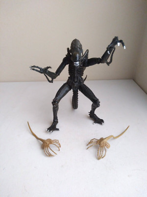 NECA Aliens BROWN WARRIOR - XENOMORPH Figure Ultimate + FACEHUGGER'S U.S.SELLER*