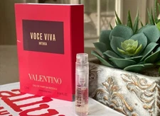 Valentino VOCE VIVA The NEW EAU DE PARFUM Intensa - 1.2ml CARDED SAMPLE SPRAY