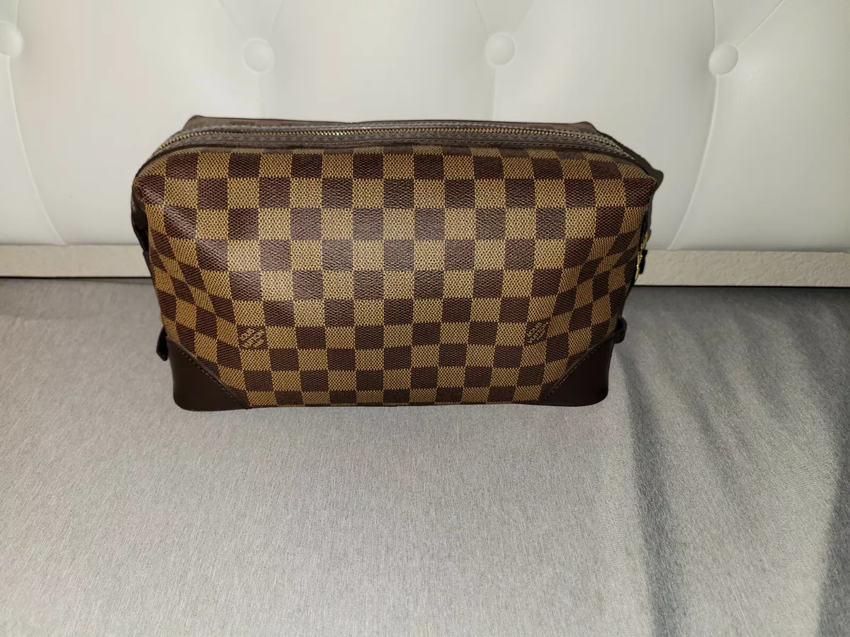 Louis Vuitton Damier Ebene Trousse Toilette 25 Clutch Bag