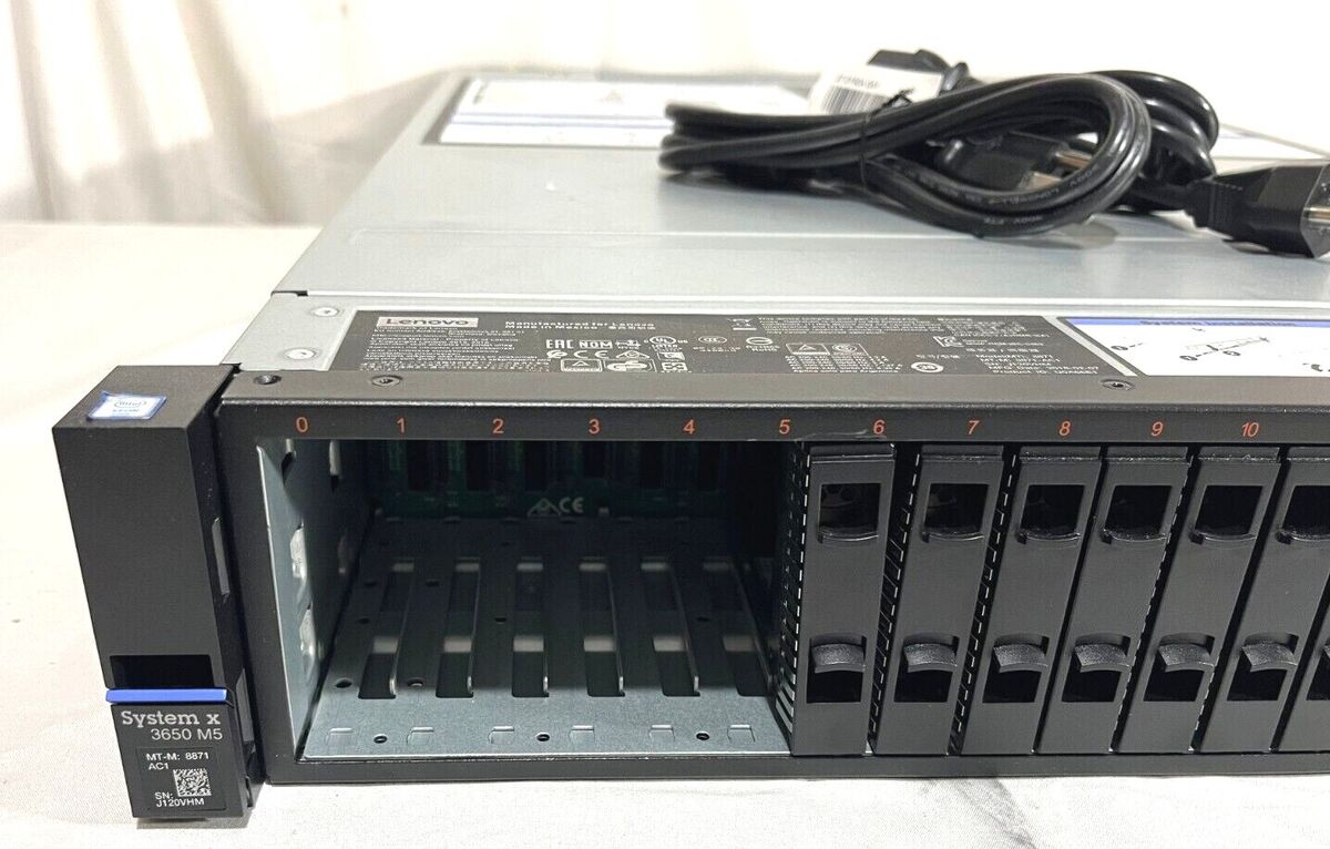 Lenovo X3650 M5 16-Bay 2.5 Lenovo X3650 M5 16-Bay 2.5