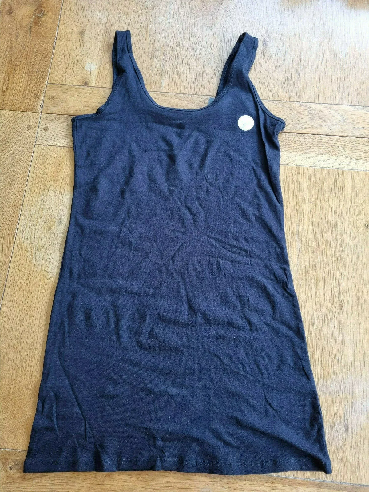Picture 2 of 12