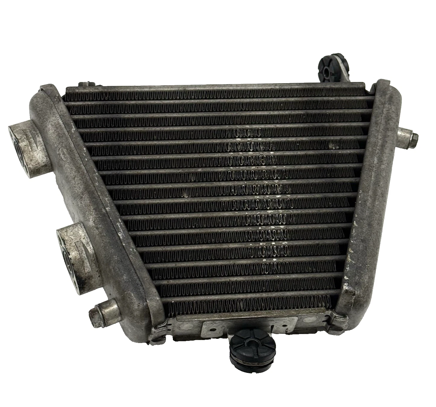 2012 - 2016 SUZUKI GSXR1000 OIL COOLER ENGINE COOLING SYSTEM LOWER RADIATOR