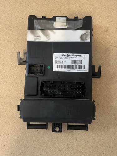 2007 2008 09 FORD MUSTANG BODY CONTROL MODULE RELAY FUSE BOX 8R3T-14B476-AD BCM - Picture 2 of 7