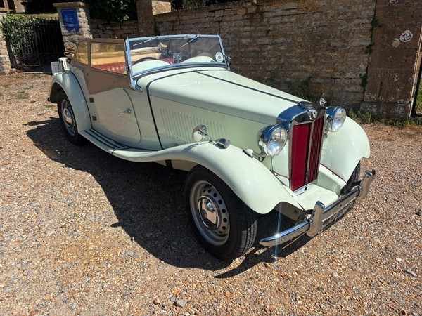 eBay - MG TD, 1950 in white with red interi...