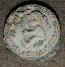 Dreamsicles Kristin Haynes 3.5" Musical Trinket Box Heaven's Little Helper