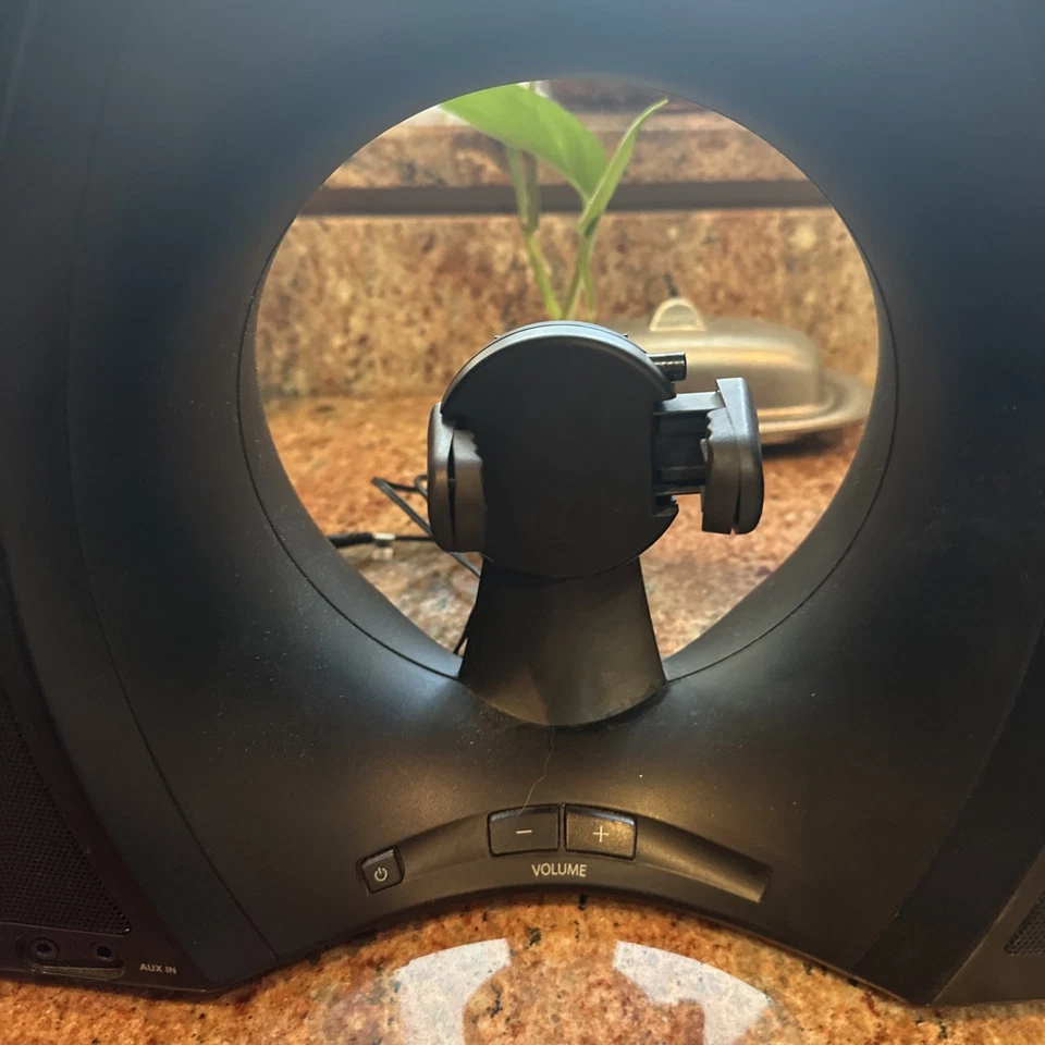 Boombox portátil XM Radio AGT Sportscaster modelo XMB101UK - Imagem 4 de 4