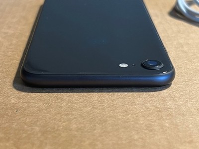 Apple iPhone 8 64GB Unlocked Space Gray A1863 (CDMA + GSM) Read