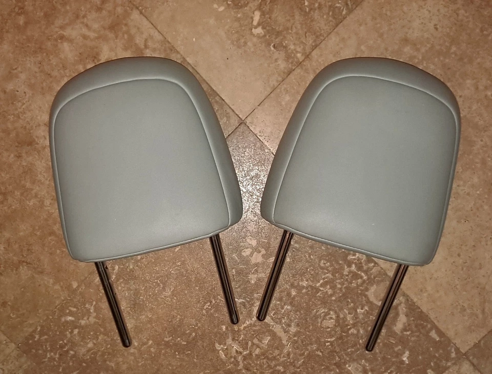 2012-2015 Toyota Prius V Front Seat Light Gray Leather Head Rest Set of 2 Foto 2 de 4