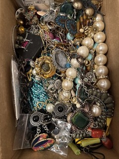 Fabulous Large New/ Vintage Jewelry Lot! All Wearable! 4.5lbs! Some Signed!