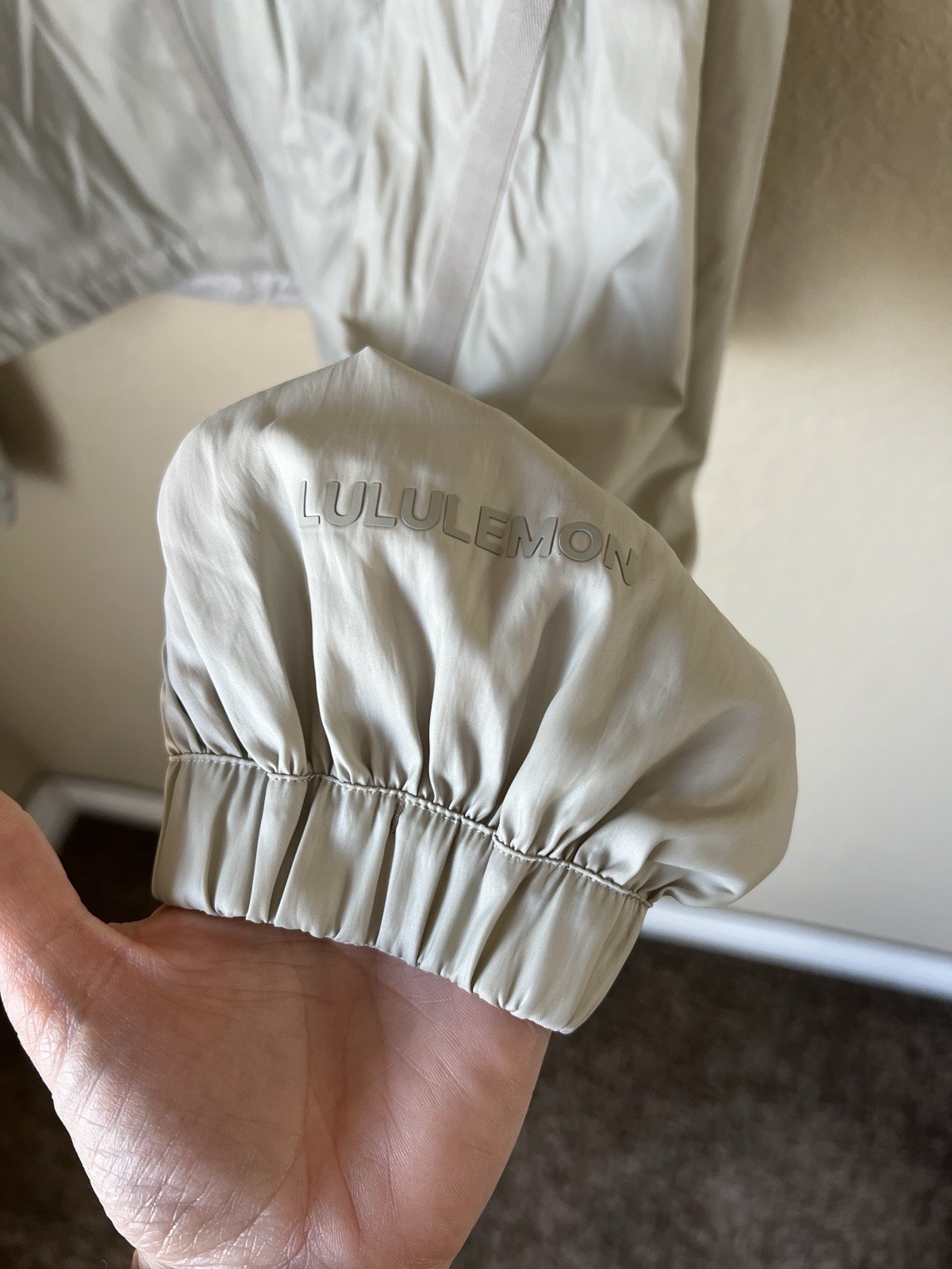 Lululemon Lightweight Reversible Draped Sleeve Ja… - image 11