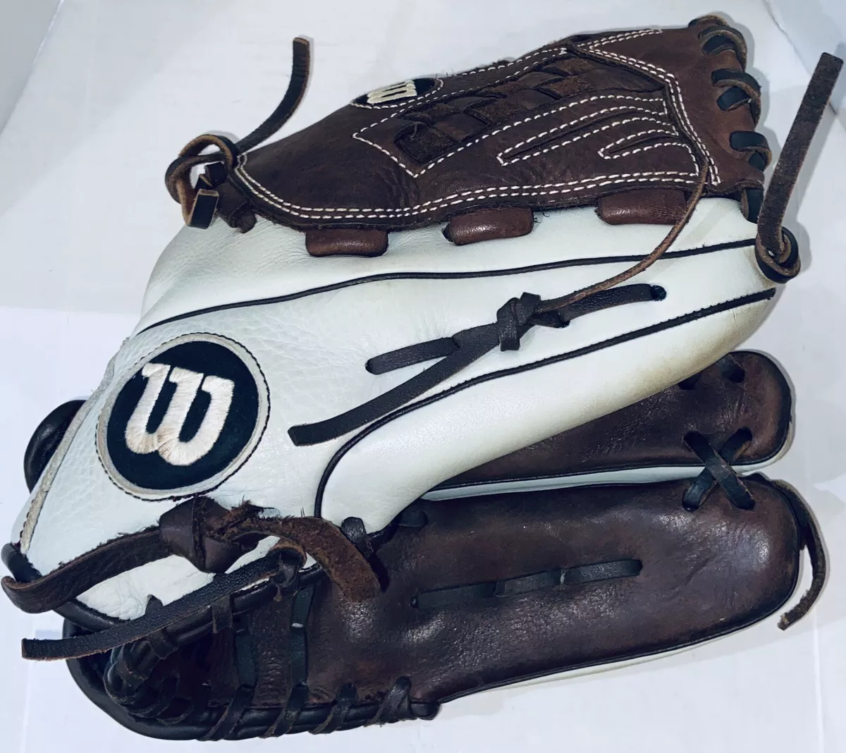A950 baseball best sale glove