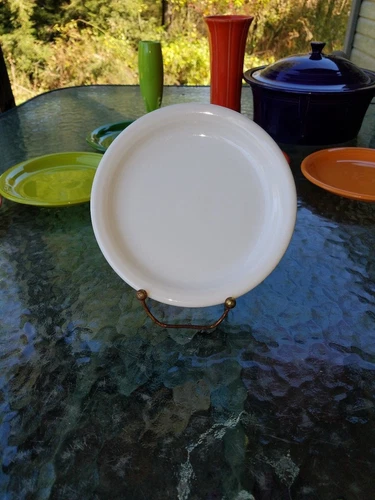 BISTRO style SALAD PLATE white NEW HOMER LAUGHLIN FIESTA 7 1/4"