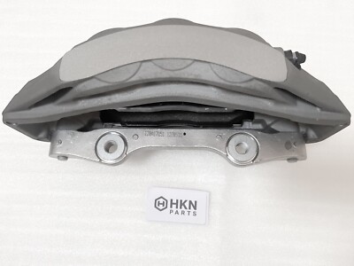 Original Audi Akebono Bremssattel vorne rechts u. Belege 8W0615108AG 8W0698151BD