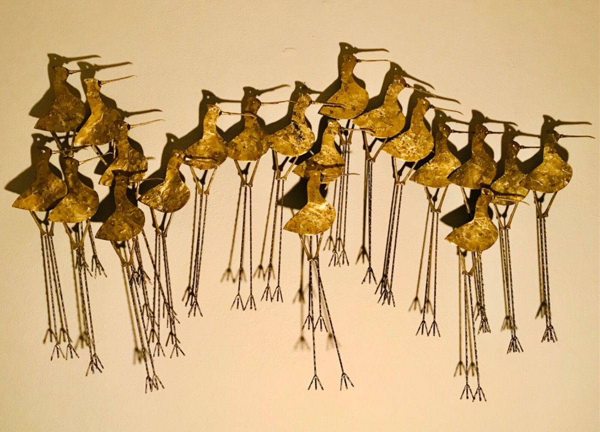 EXCEPTIONAL SIGNED “C. JERE 1972” MCM SANDPIPERS WALL SCULPTURE