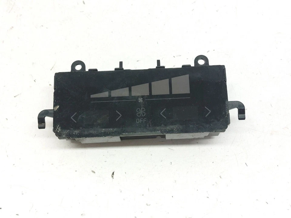 VOLVO S90 2016 REAR CENTRE CONSOLE CLIMATE HEATER CONTROL SWITCH PANEL 31346788 - Image 2 of 4