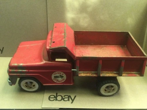 Vintage Red TONKA HYDRAULIC DUMP Truck