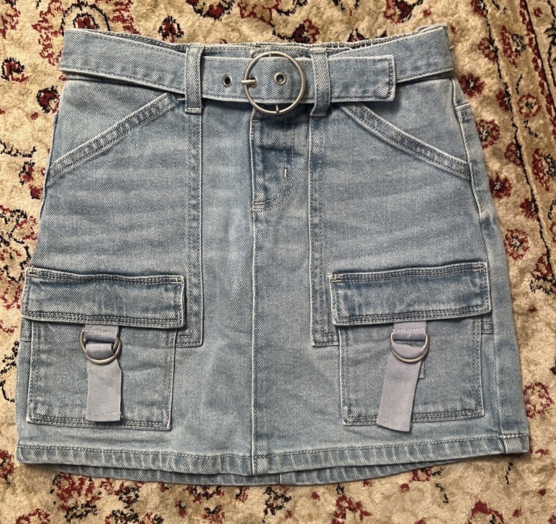 JUSTICE Girls Sz 10 light wash denim cargo Skirt Skort Pockets