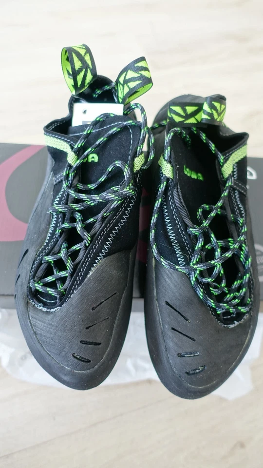 Lowa Unisex Kletterschuhe / Boulderschuhe ROCKET LACING, Neu in OVP, UK8, EU40