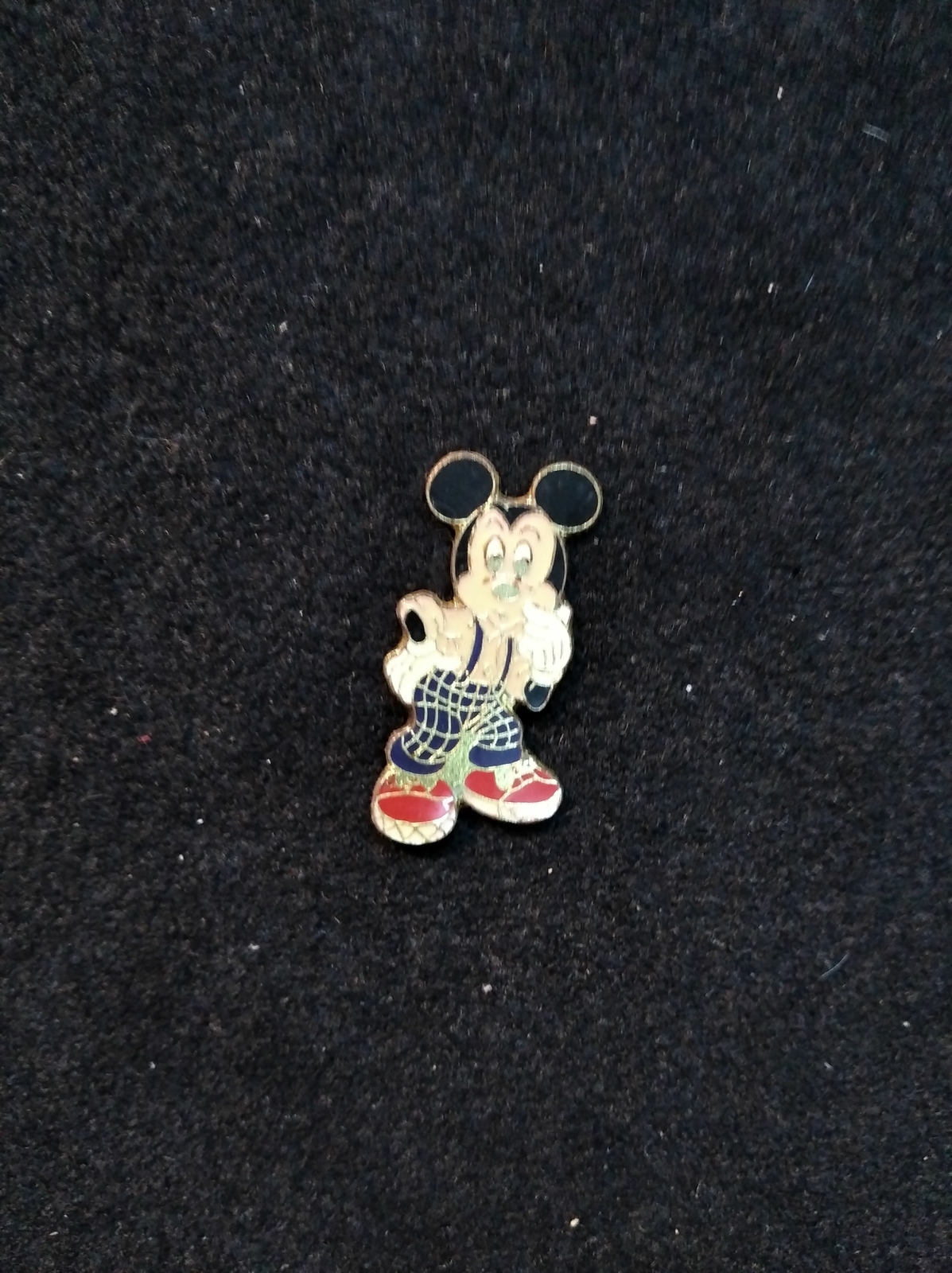 PIN DISNEY MICKEY MOUSE PANTS SUSPENDERS