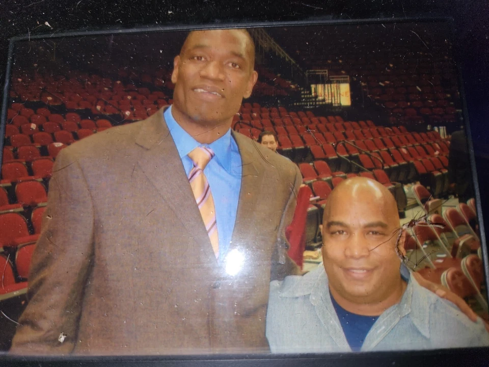 Dikembe Mutombo Autographed Ball  Also With Yao Ming, and Many Other Players. - Image 2 of 4