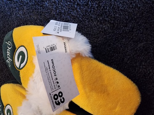 Greenbay Packer Slippers - New - Size 5/6 - Picture 3 of 10