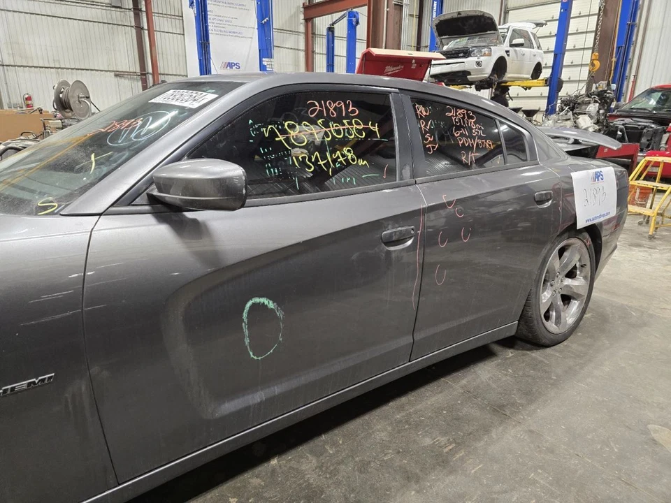 06 - 20 CARGADOR DODGE Arranque E846911 Foto 2 de 4