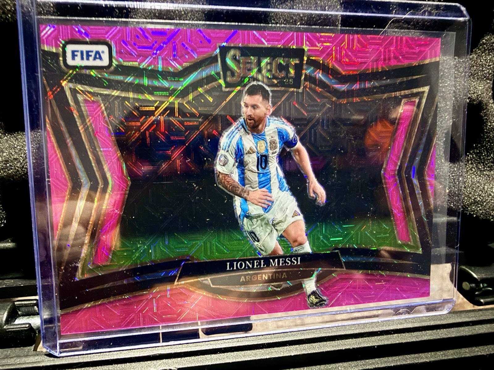 Panini Select FIFA Lionel Messi Argentina Field Level #244 Pink Mojo Prizm /299 view 2