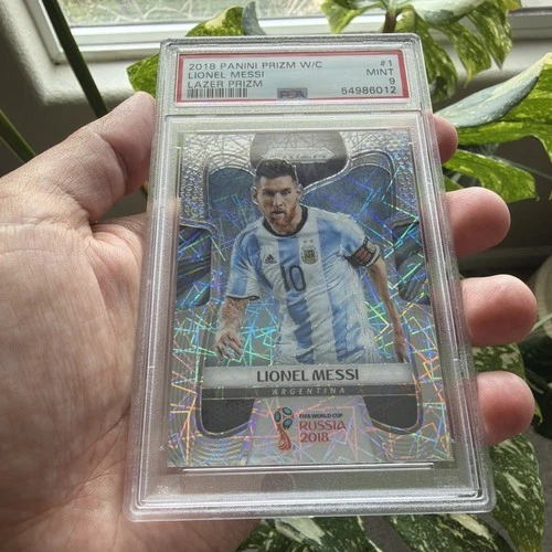 2018 Panini Prizm World Cup Lionel Messi #1 Lazer Prizm PSA 9 Mint Argentina