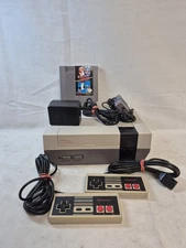 Nintendo NES Console (NES-001) - Parts/Repair