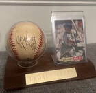George Brett Signed autographed Official MLB Baseball & Autographed Card Lot