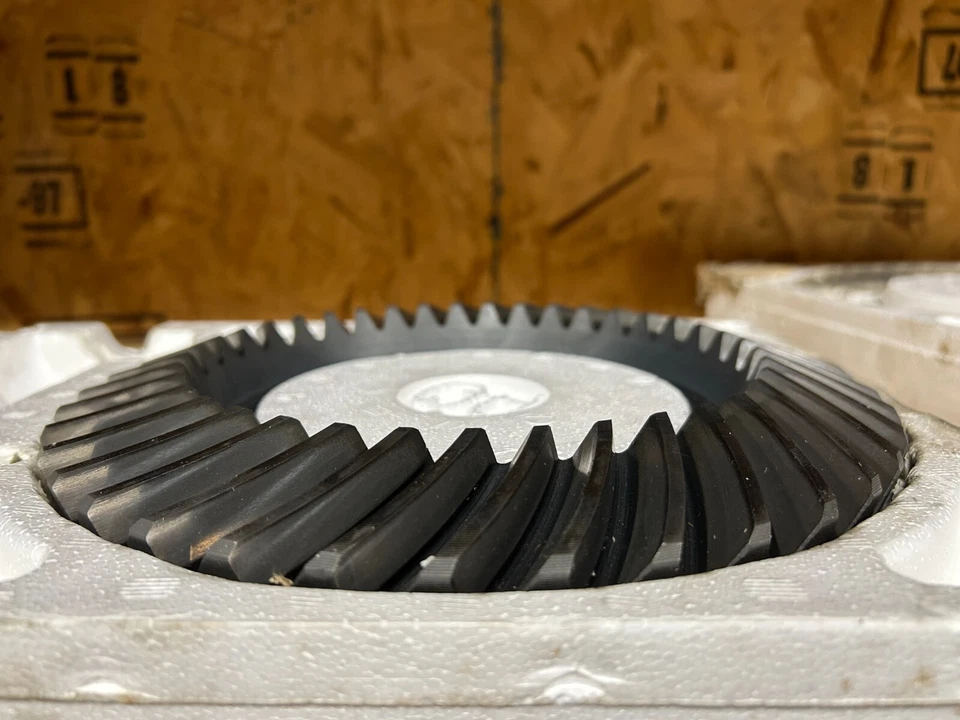Anillo diferencial y piñón.   Anillo y piñón Ford 9,75" - 4,10 2000 y posteriores Foto 3 de 4