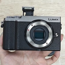 Panasonic Lumix DC-GX9 20.3MP Mirrorless Camera Body Only Black