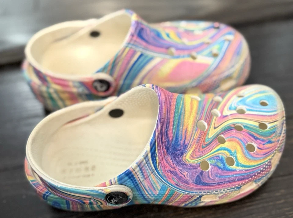 kids crocs size 13 girls tie dye pink swirl - Image 2 of 4