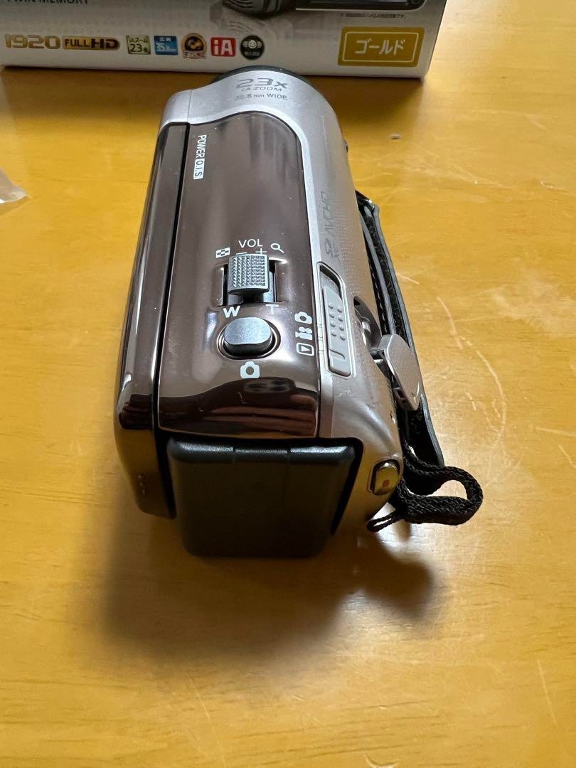 Panasonic HDC-TM35 Digital Hi-Vision Video Camera Camcorder 16.8x