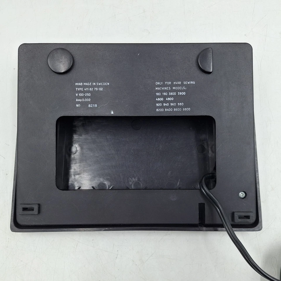Pedal de control de pie HUSQVARNA VIKING HVAB 411 82 79-02 para máquinas de coser  Foto 3 de 4