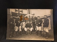 alte Foto-AK – Matrosen Seewehr-Abteilung vor großer Reichskriegsflagge  WK1 WW1
