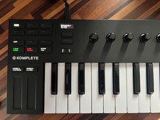 Native Instruments KOMPLETE KONTROL M32
