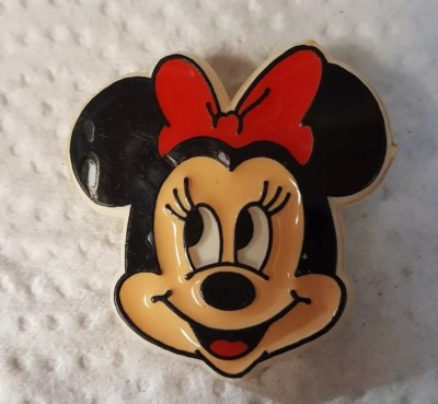 Vintage Minnie Mouse Pin 1975 rare | eBay